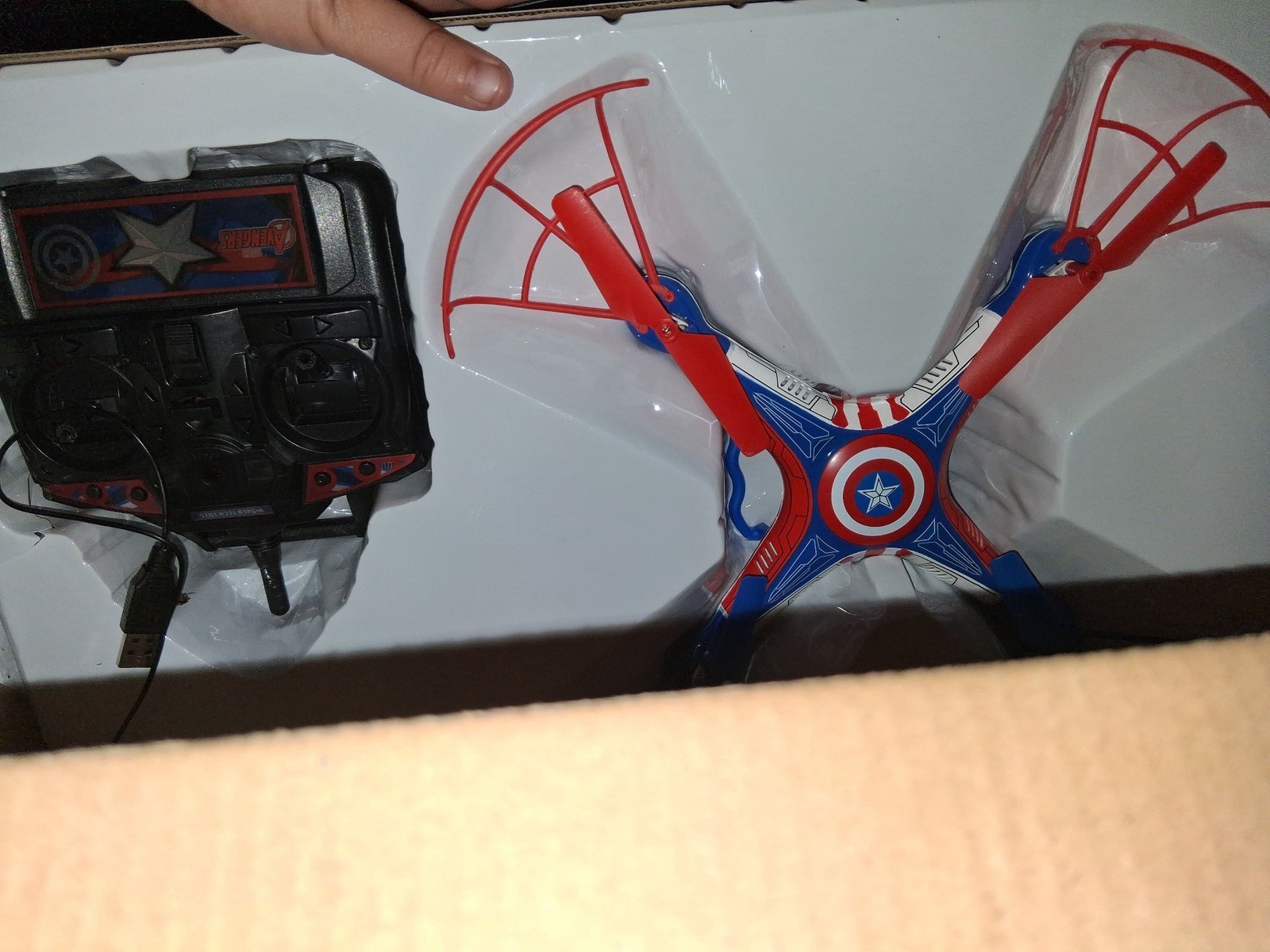 1 Marvel Avengers Captain America Skyhero Micro RC Drone 4.5-Channel 2.4GHz New