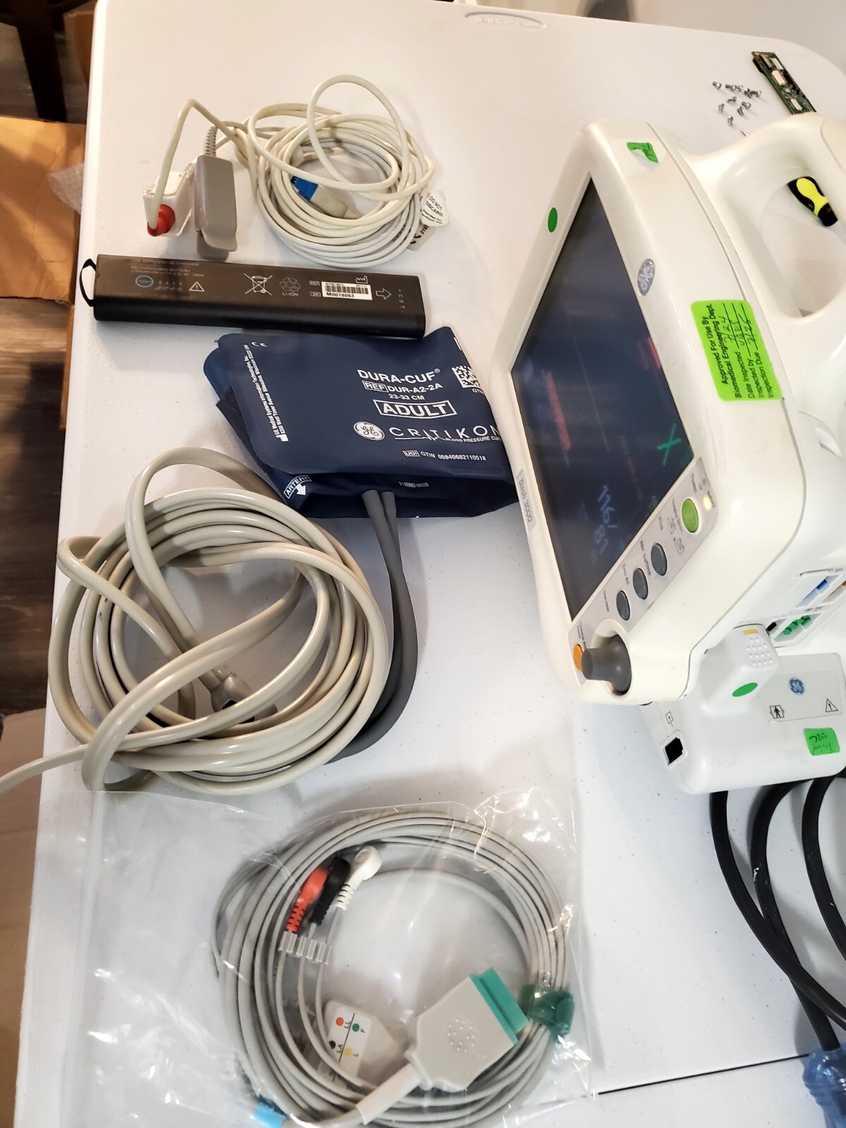 GE Dash 3000   sp02 and soft 7.2 , 4 IBP and Co2 Module , 90 Days Return