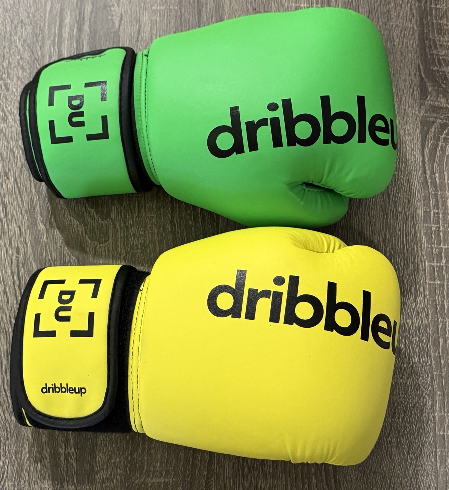 Dribble Up DribbleUp SMART Boxing Gloves Neon Yellow Neon Green