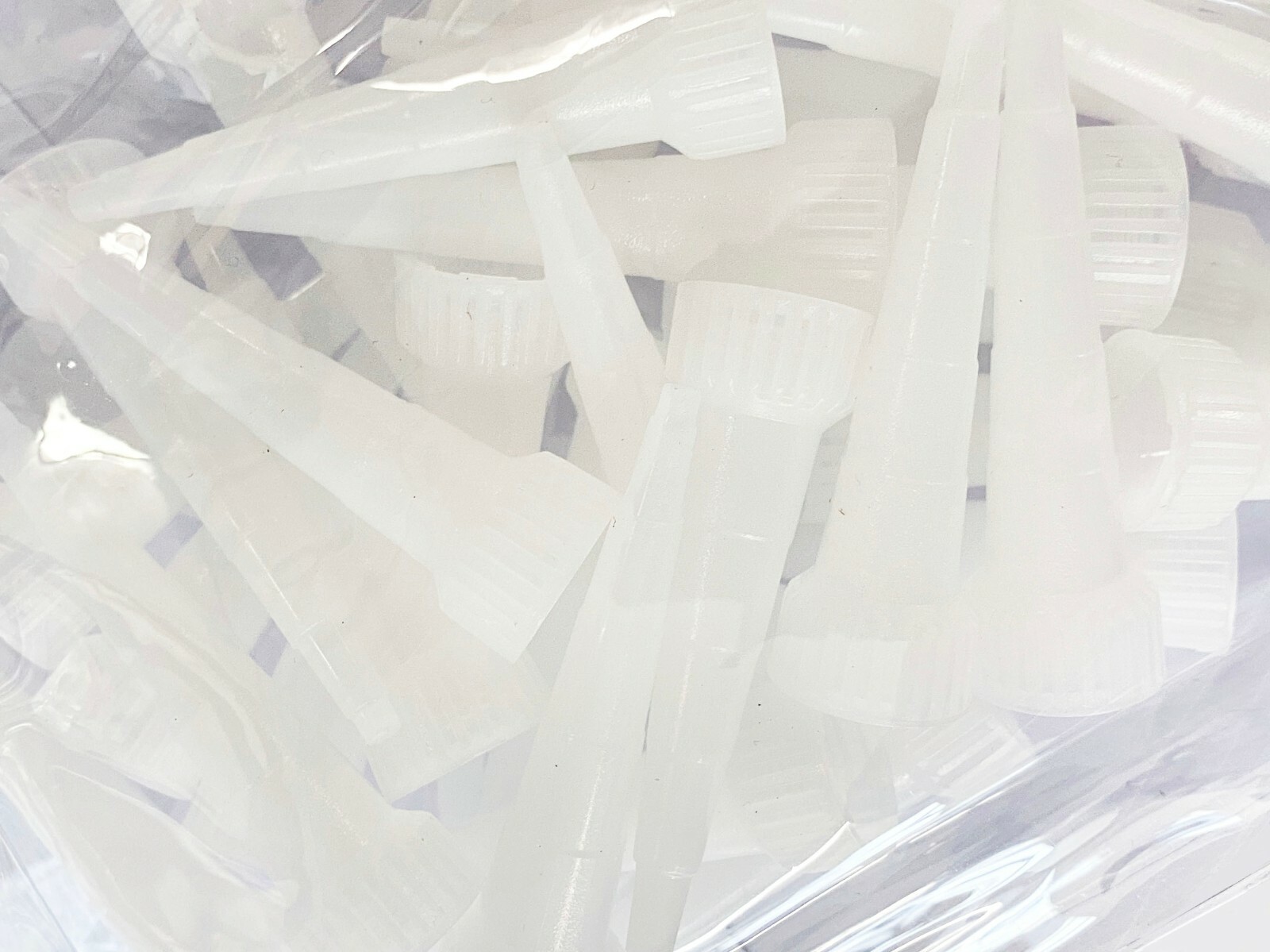 E6000 Craft Glue 3.7oz Applicator Tip