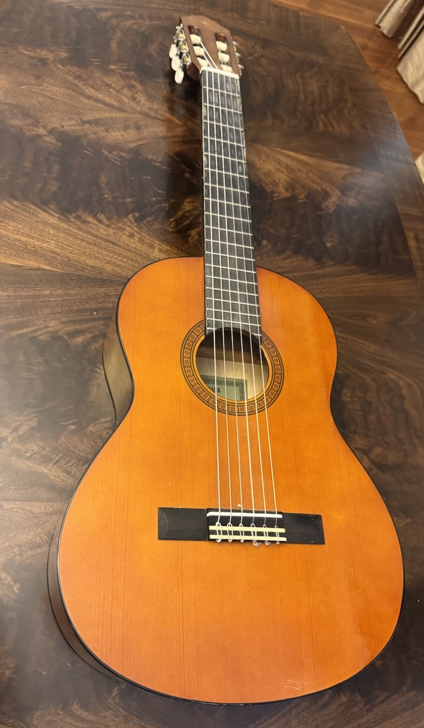 Yamaha CGS102A 1/2 Size Classical Guitar 6 String Brown CGS Series Right-Handed