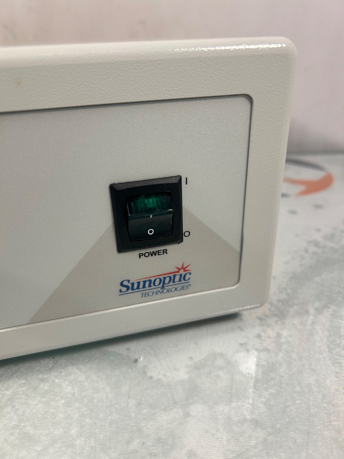 SunOptic XLS-300 Light Source Only 3.2 hours of use!