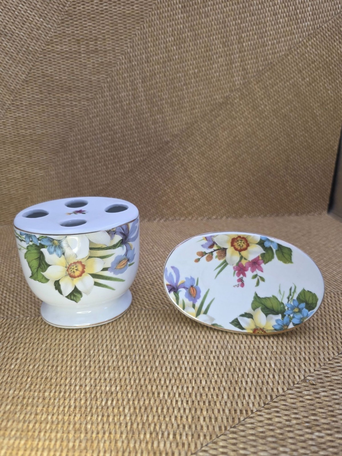 Baum Bros Porcelain Toothbrush Holder & Soap Dish Floral Design Bathroom Decor