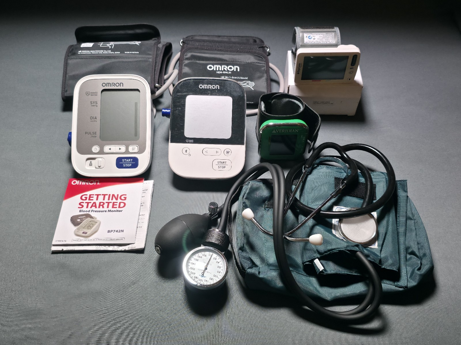 Blood Pressure Monitor Lot Medline Omron Veridian