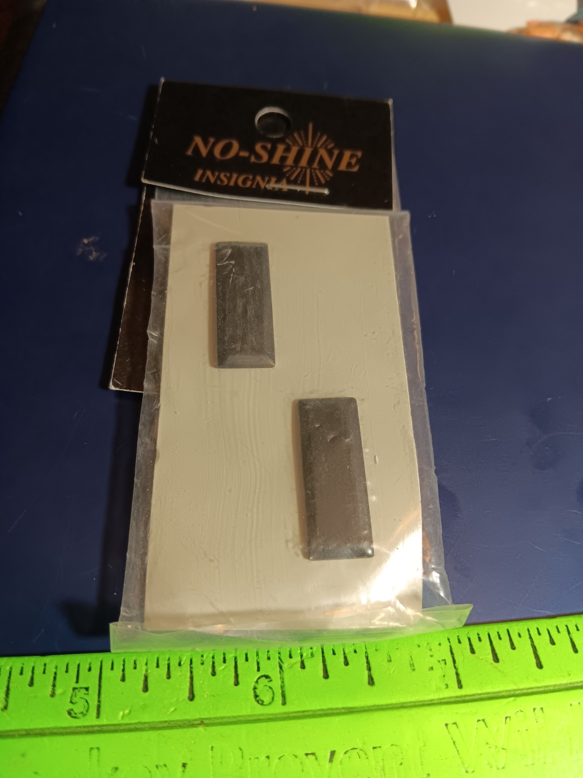 US Military Subdued (Black) First Lieutenant- Metal Rank Pins -No Shine(25-1013)