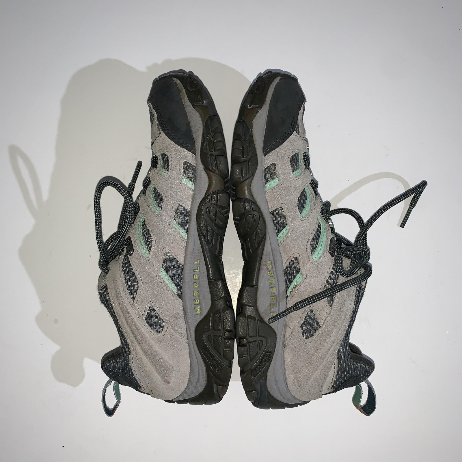 Merrell Shoes Womens Size 7.5 Gray Suede Mesh Hiking Trail Sneakers Outdoor
