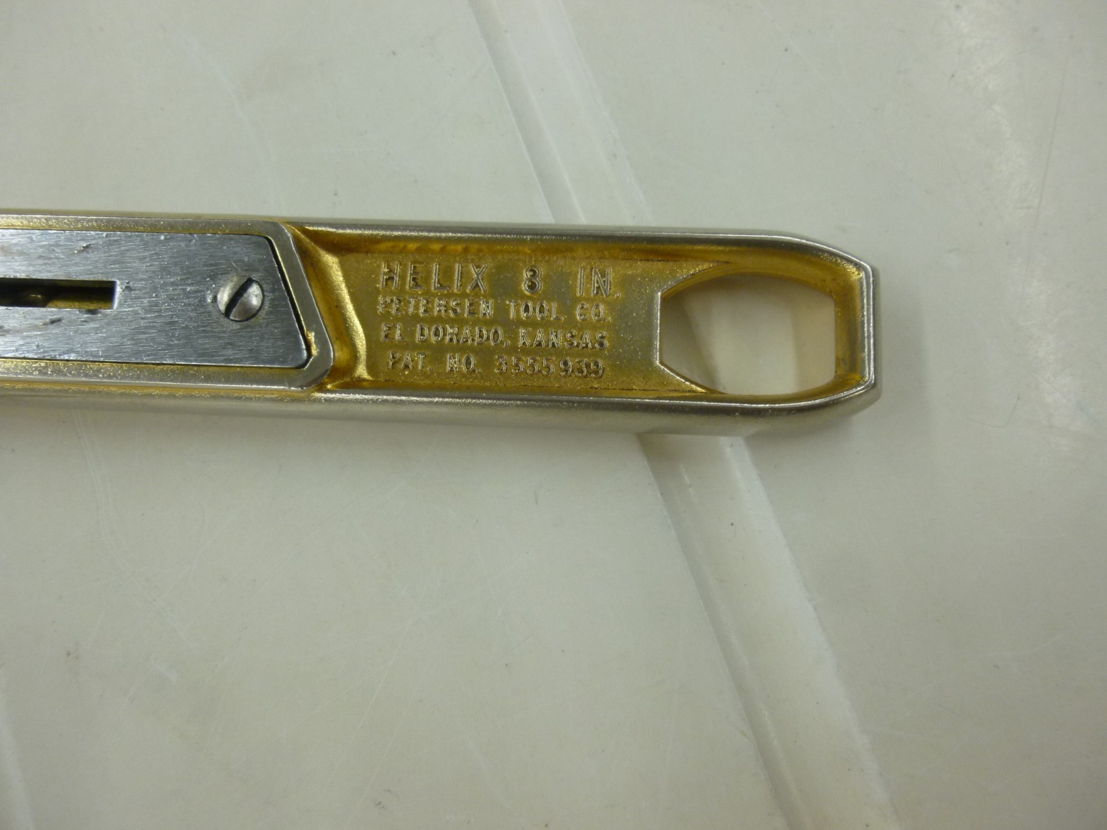 HELIX 8 INCH PETERSEN TOOL GOLD WRENCH 3555939
