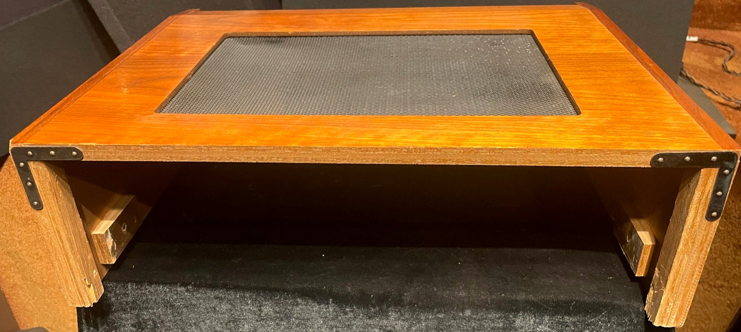 Harman Kardon (Wood Case ONLY)  for (100+) Receiver