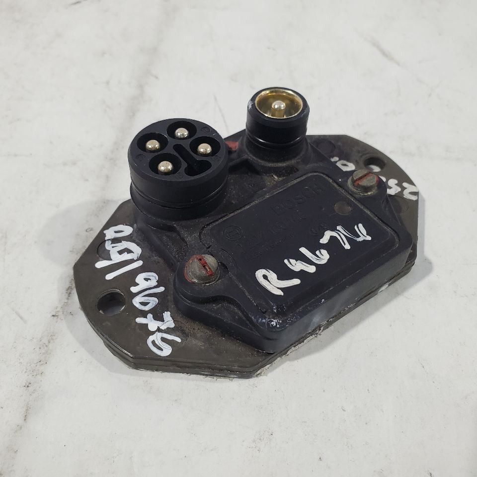 1991 Bentley Turbo R OEM Ignition Control Module 0227100146