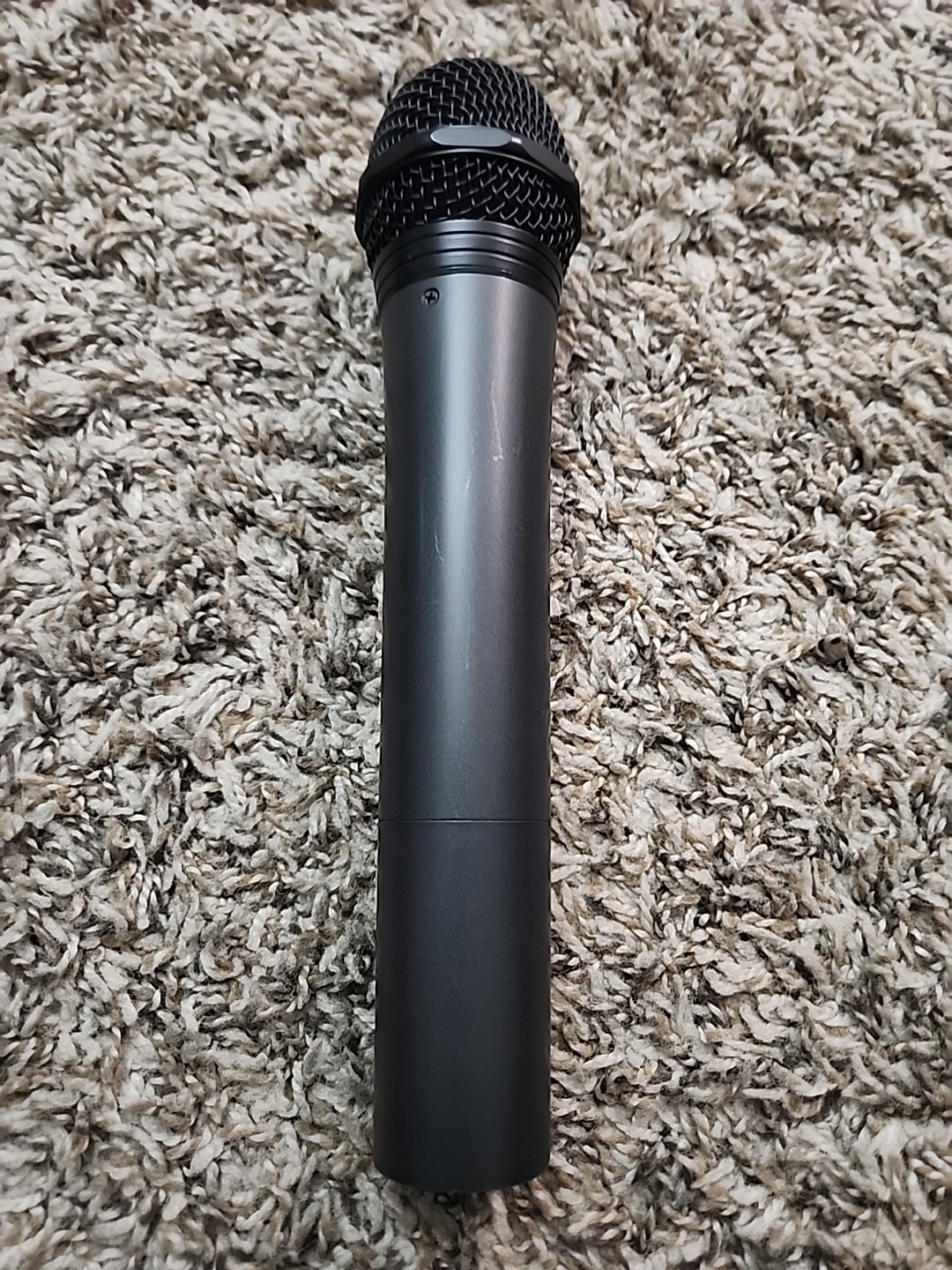 ALAN BLX-628 wireless handheld microphone 22 Channels Great Condition