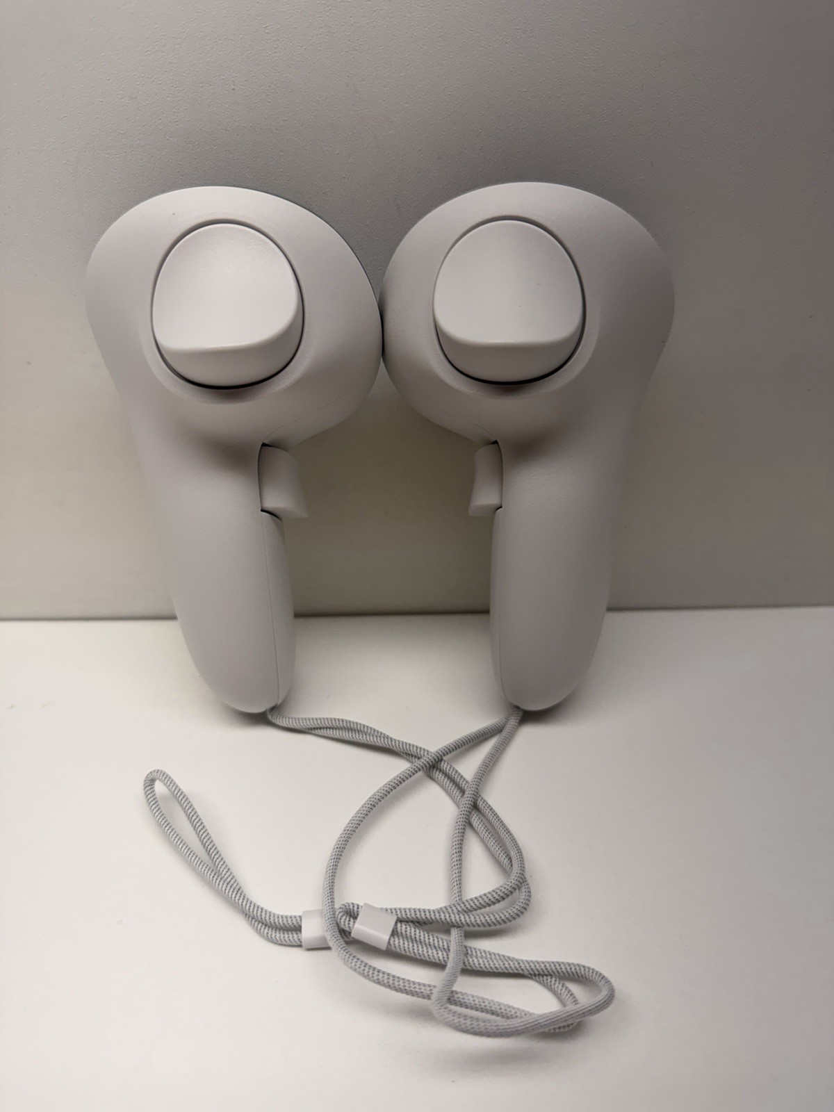 Meta Quest 3/3s Controllers Left and Right Pair (MINT Condition) Free Shipping