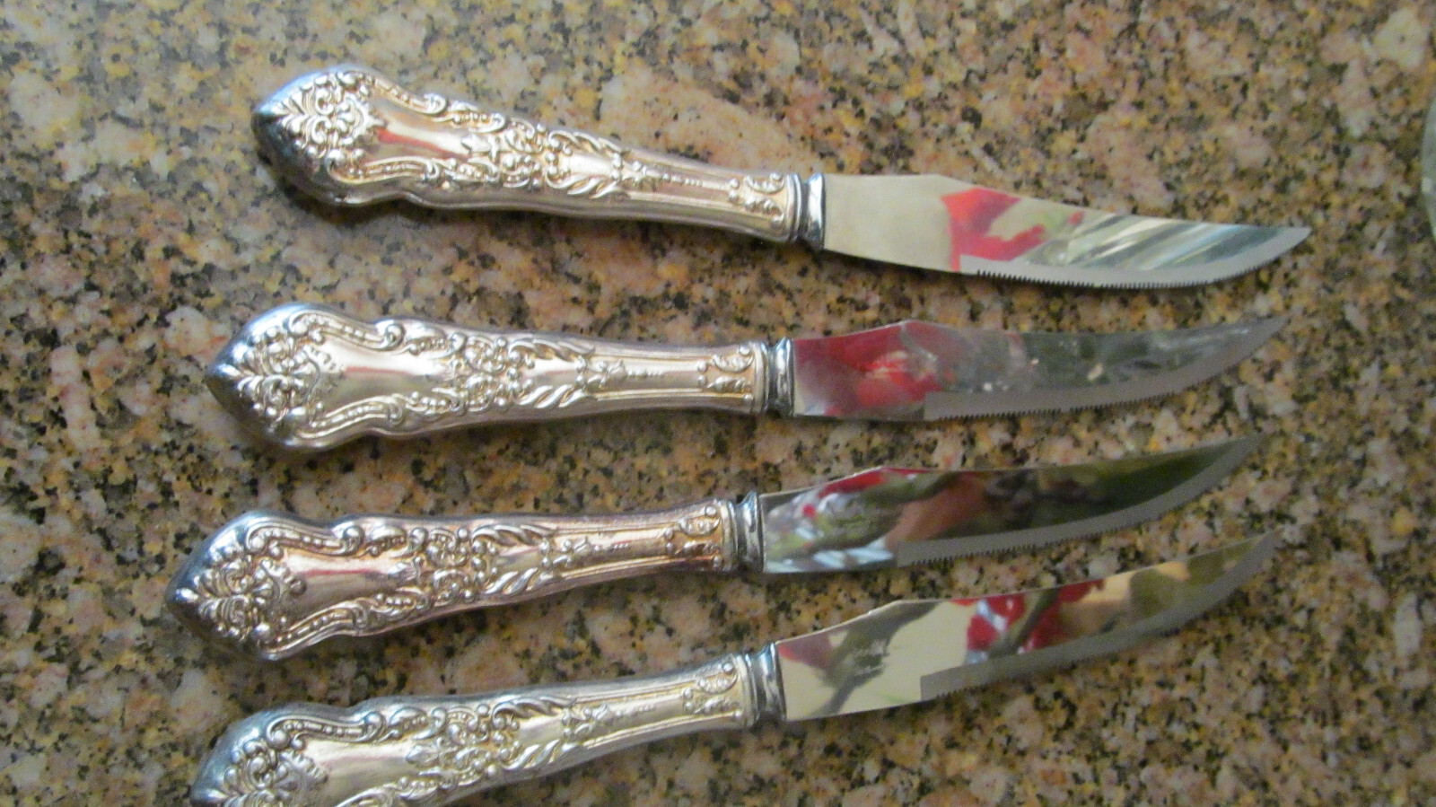 *4 Vintage Silver Plate Sheffield England Steak Knife