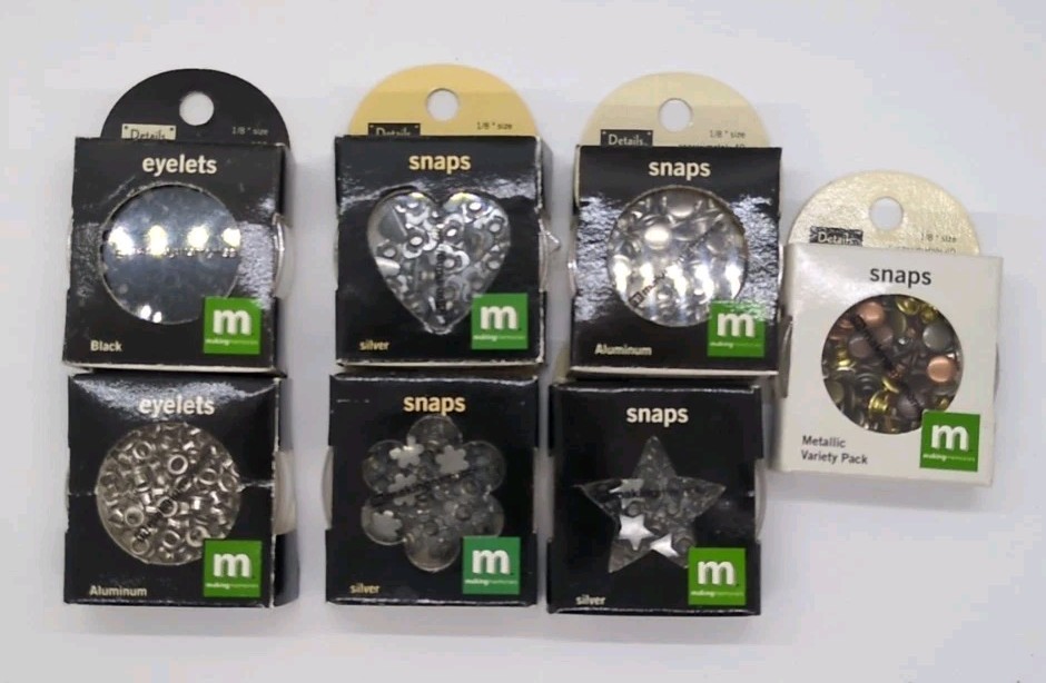 Making Memories Snaps and Eyelets 1/8" Stackable Clear Containers Set of 7