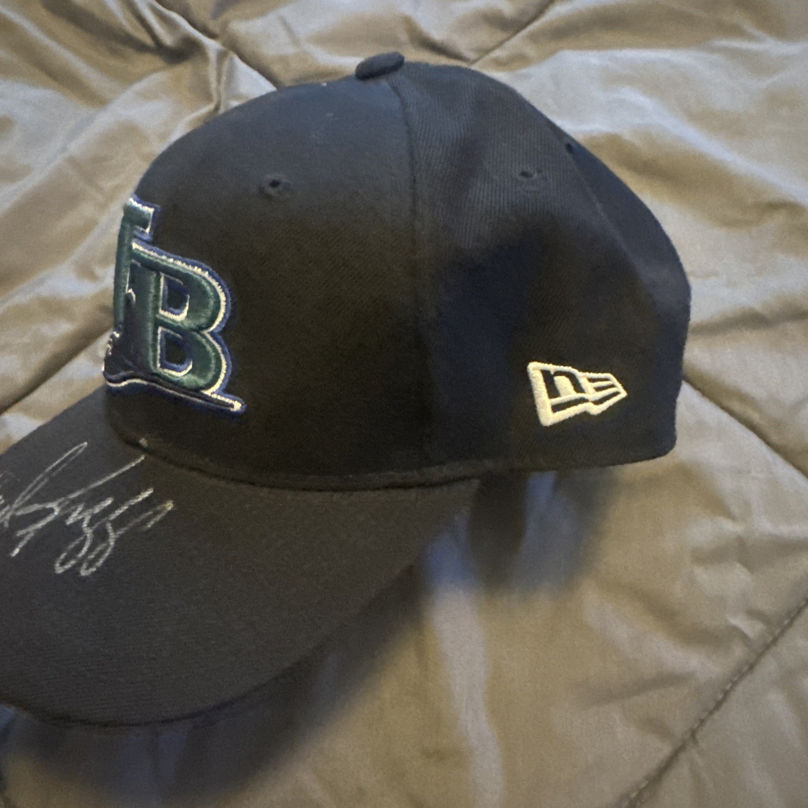 Wade Boggs Signed hat JSA COA