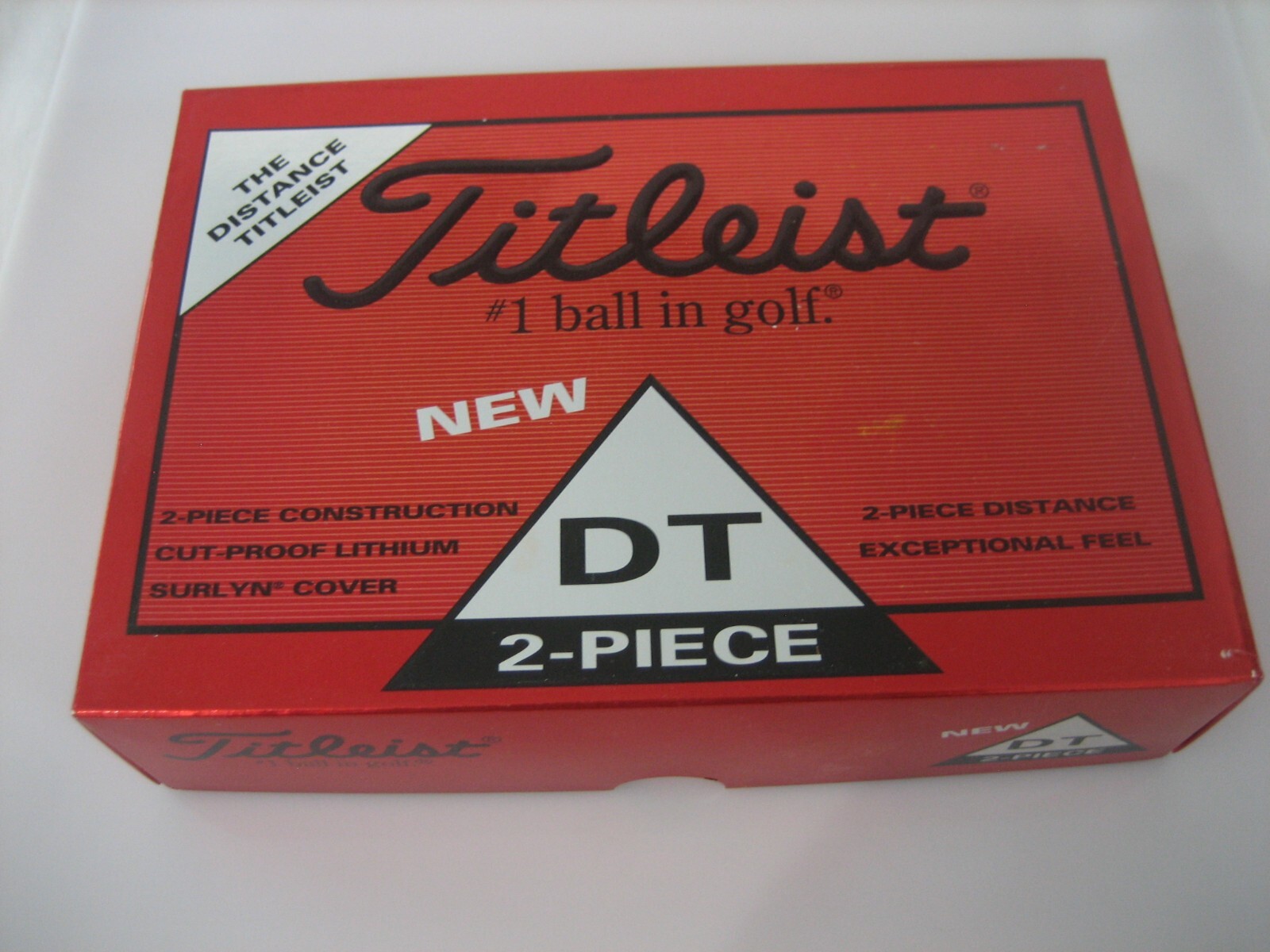 12 New DT 2-Piece Titleist Golf Balls