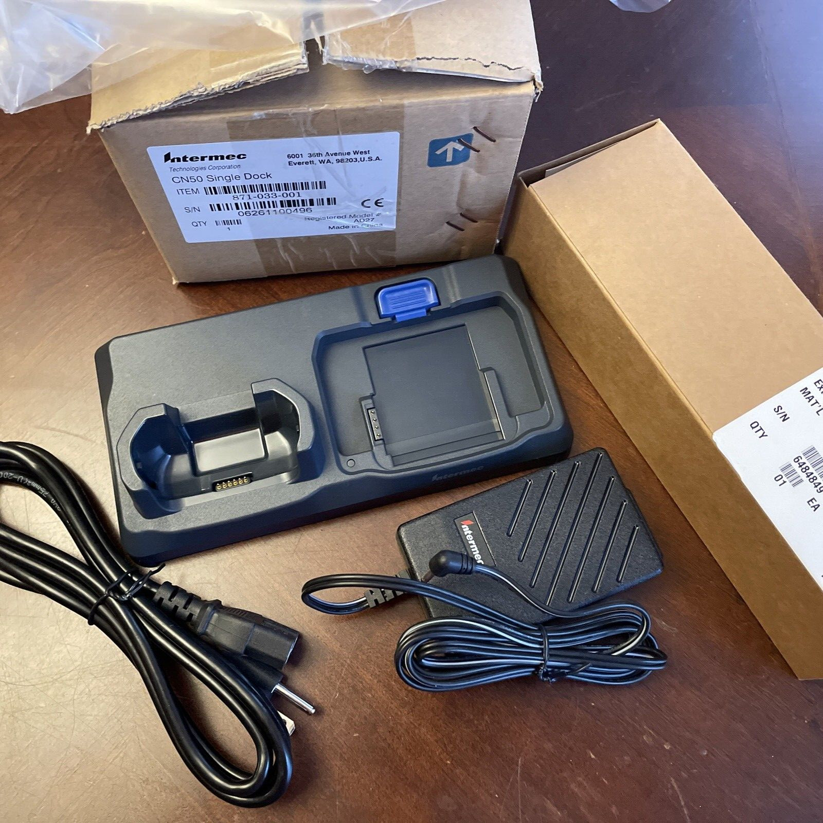 New Intermec CN50 CN51 Single Dock Desktop Cradle AD27 871-033-001 ,power supply