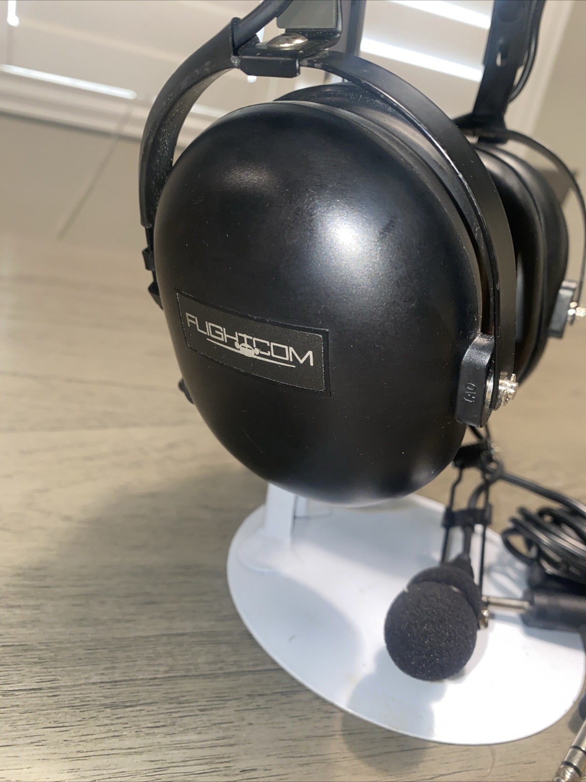 Flightcom Aviation Headset with Mic Untested As Is Very Good Conditon