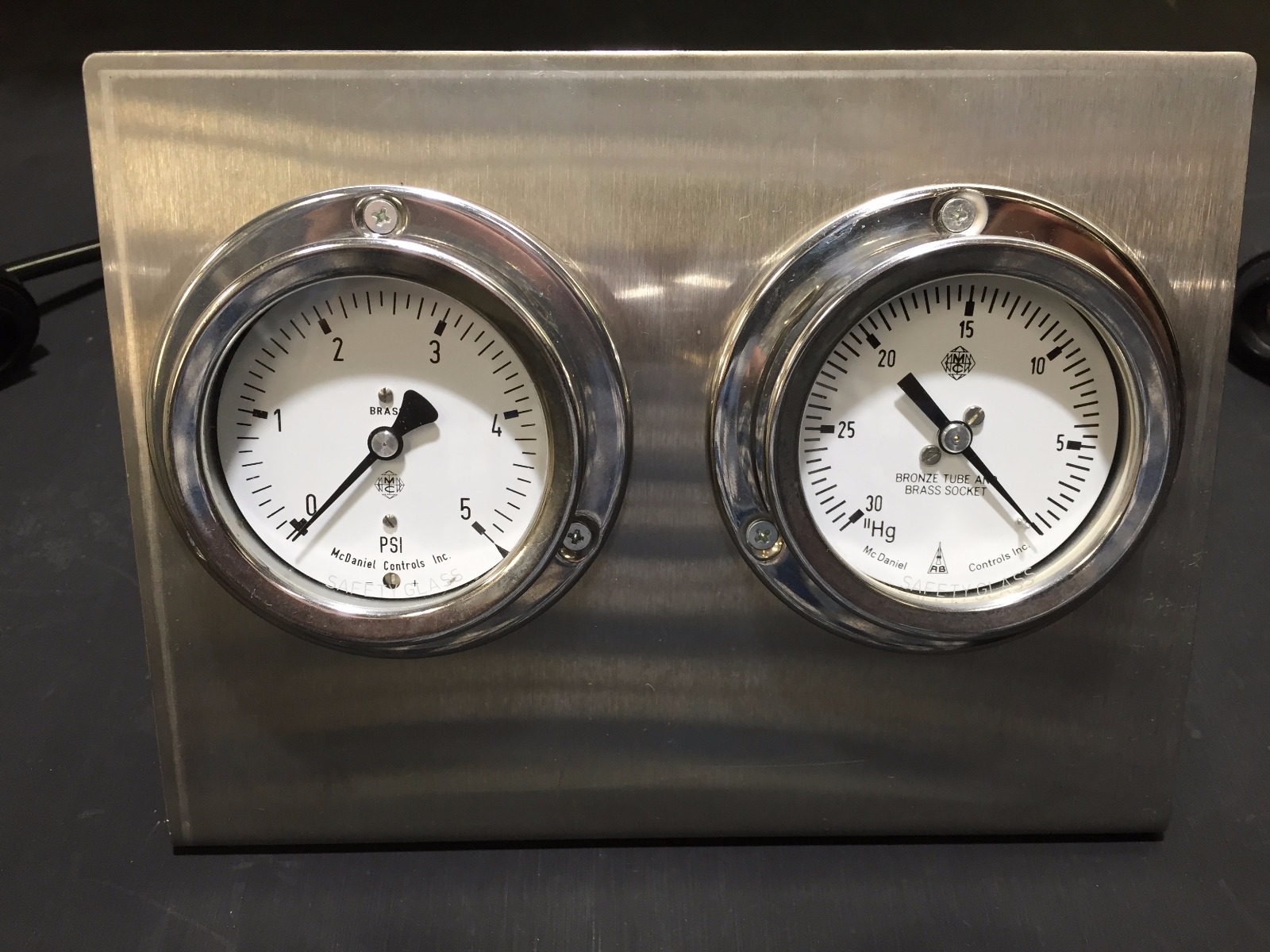 Universal Instruments Vacuum Tester Assembly 47381902