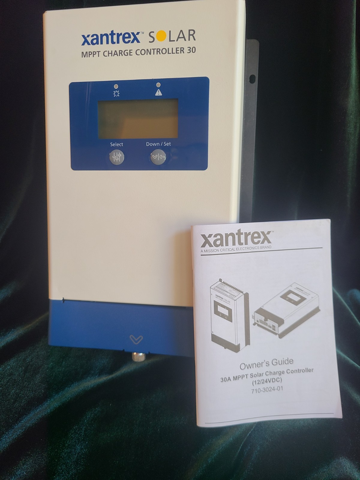 Xantrex 30A MPPT Charge Controller