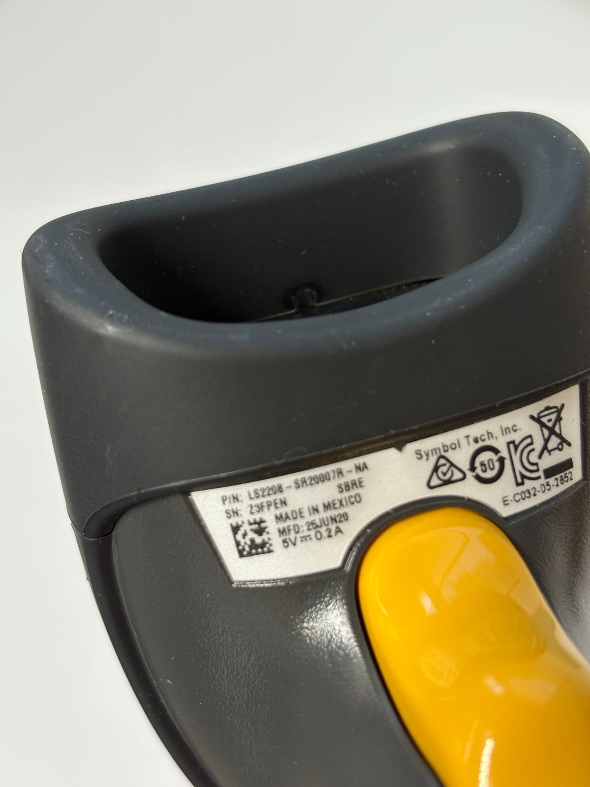 Zebra Symbol LS2208-SR20007R-NA Barcode Scanner Reader W USB Cable