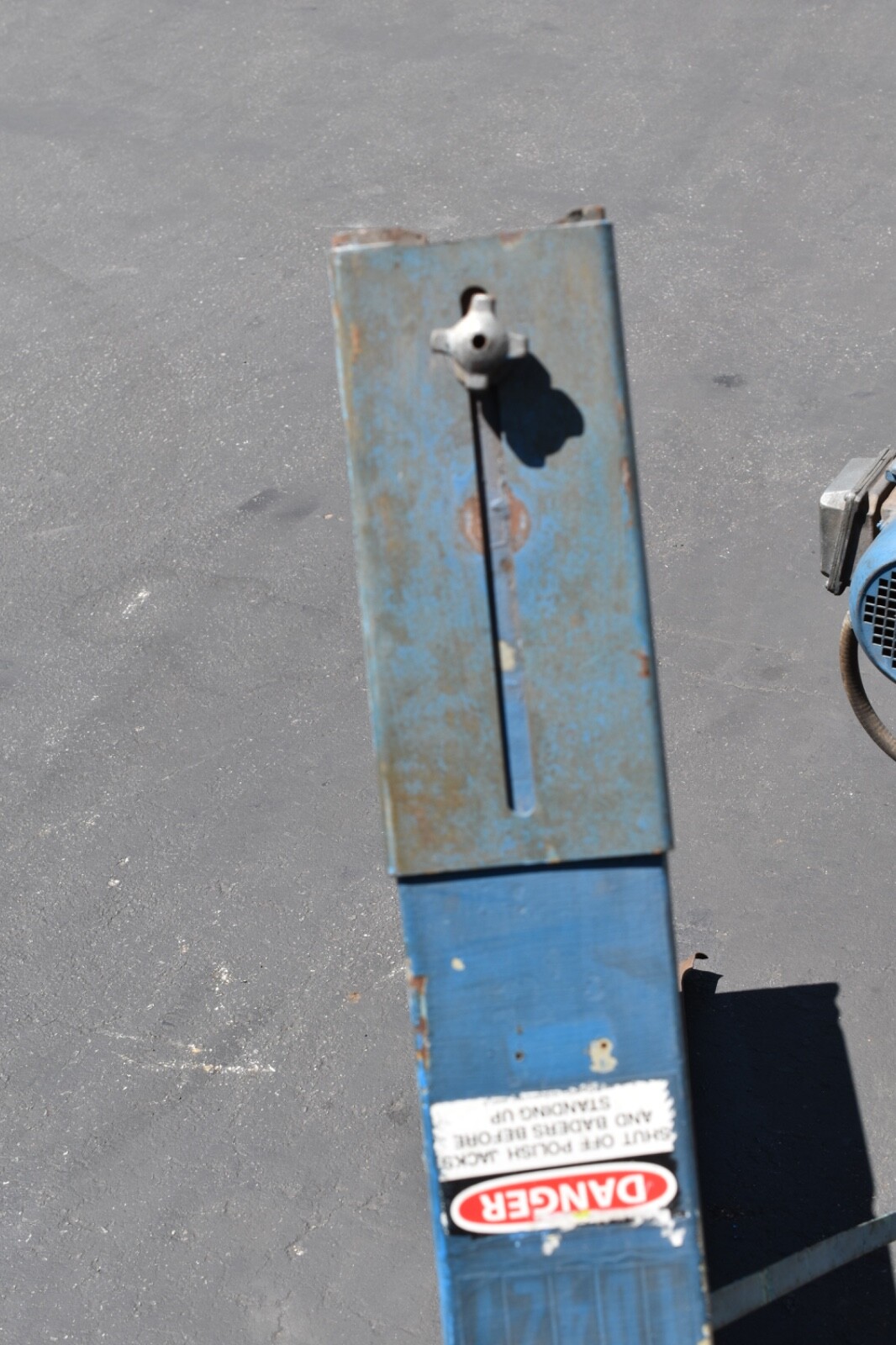 Stephen Bader Space Saver belt grinder