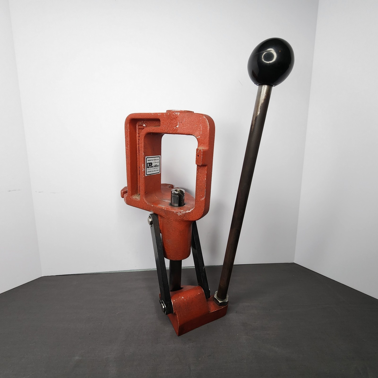 Hornady Pacific 007 Single Stage Reloading Press