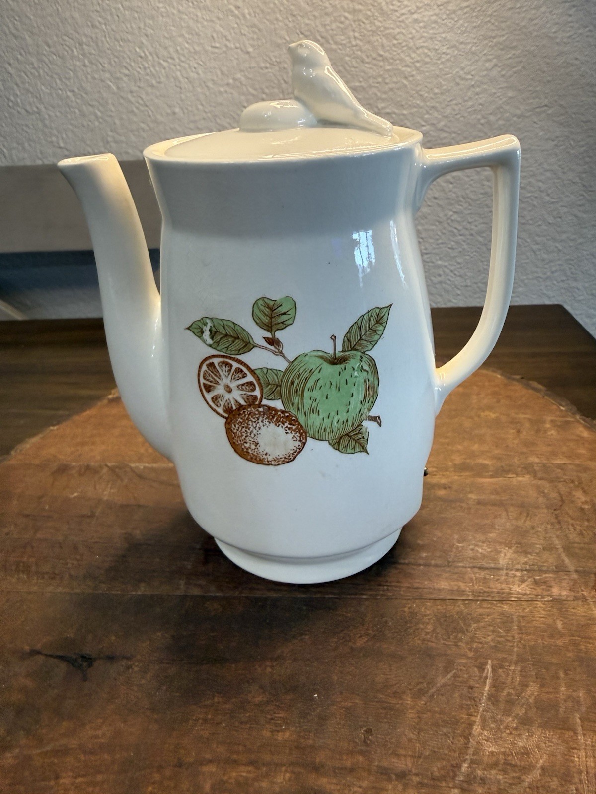 Vintage Electric Teapot Kettle Japan. Works Great Granny Decor 7”