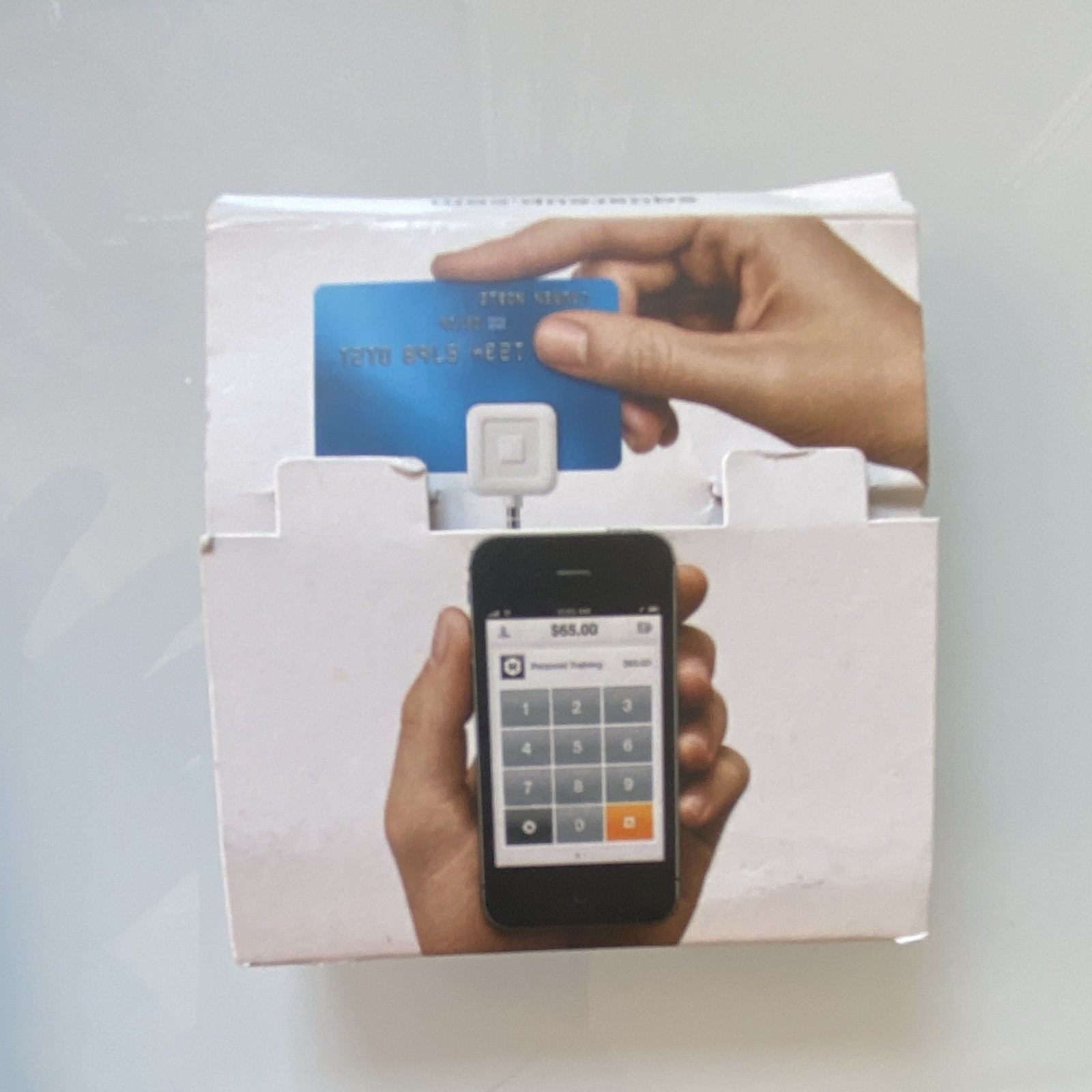 Square Reader Credit Card Reader for iPhone, Wired (A-PKG-0116-2/A-PRO-0117-2)