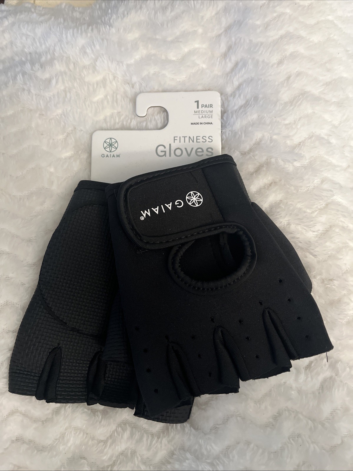 Gaiam Fitness Gloves Fingerless for Weight Training Black Padded Palm Size M/L