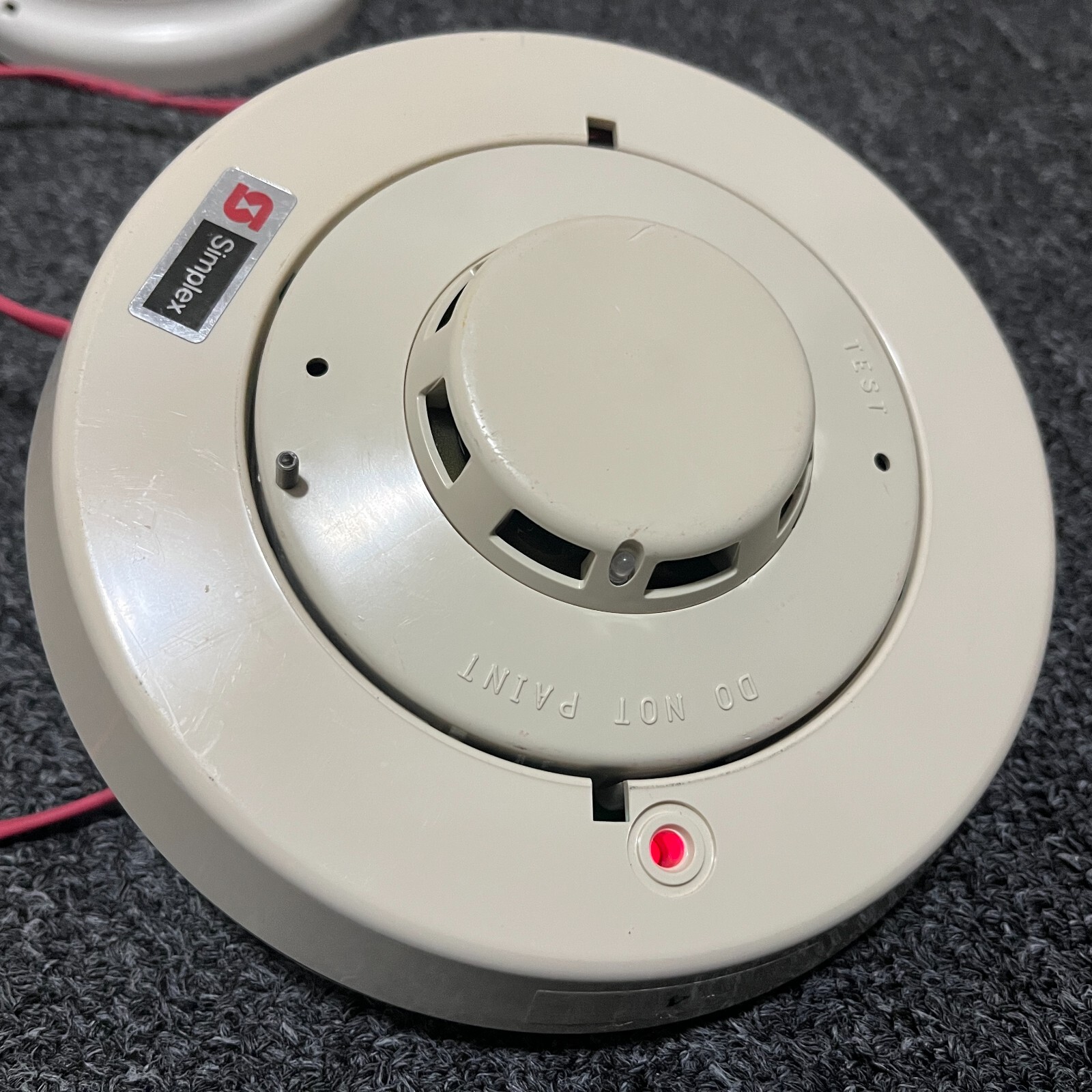 (1x) Simplex 2098-9652 Addressable Smoke Detector Base MAPNET II USED TESTED