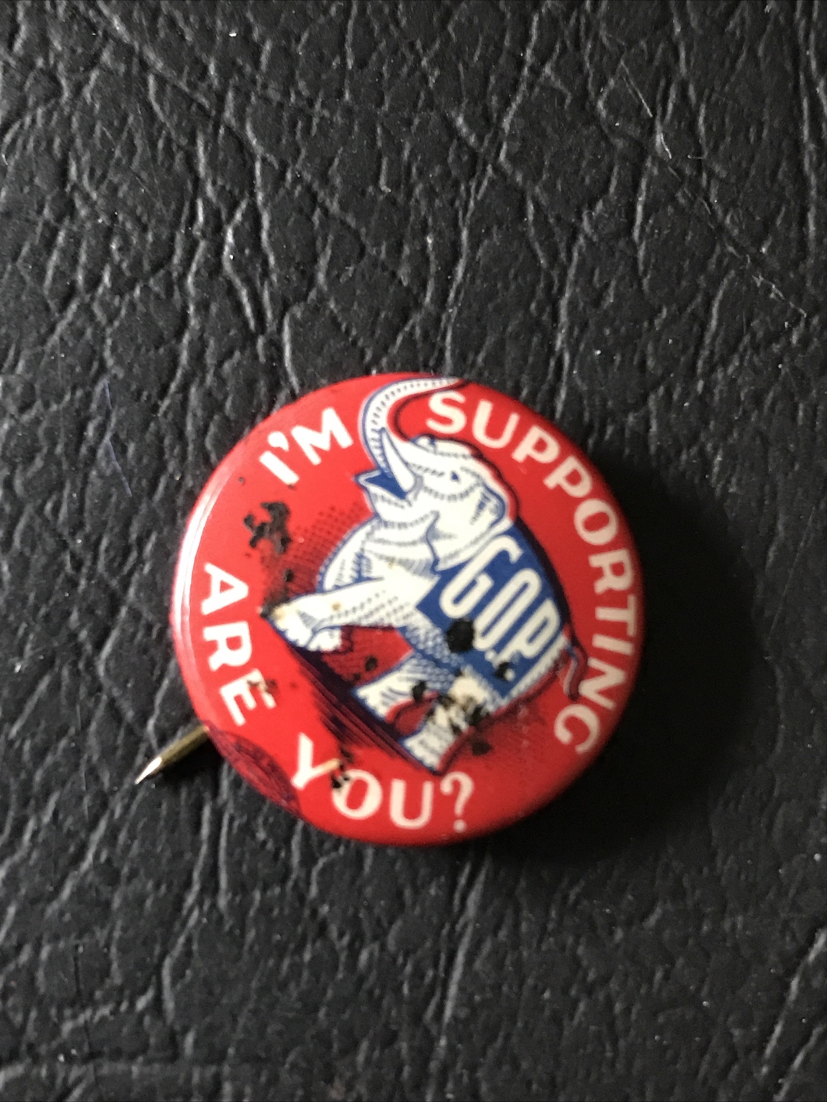 Republican I’m Supporting GOP Are You? PinBack political Button Pin Vintage C7