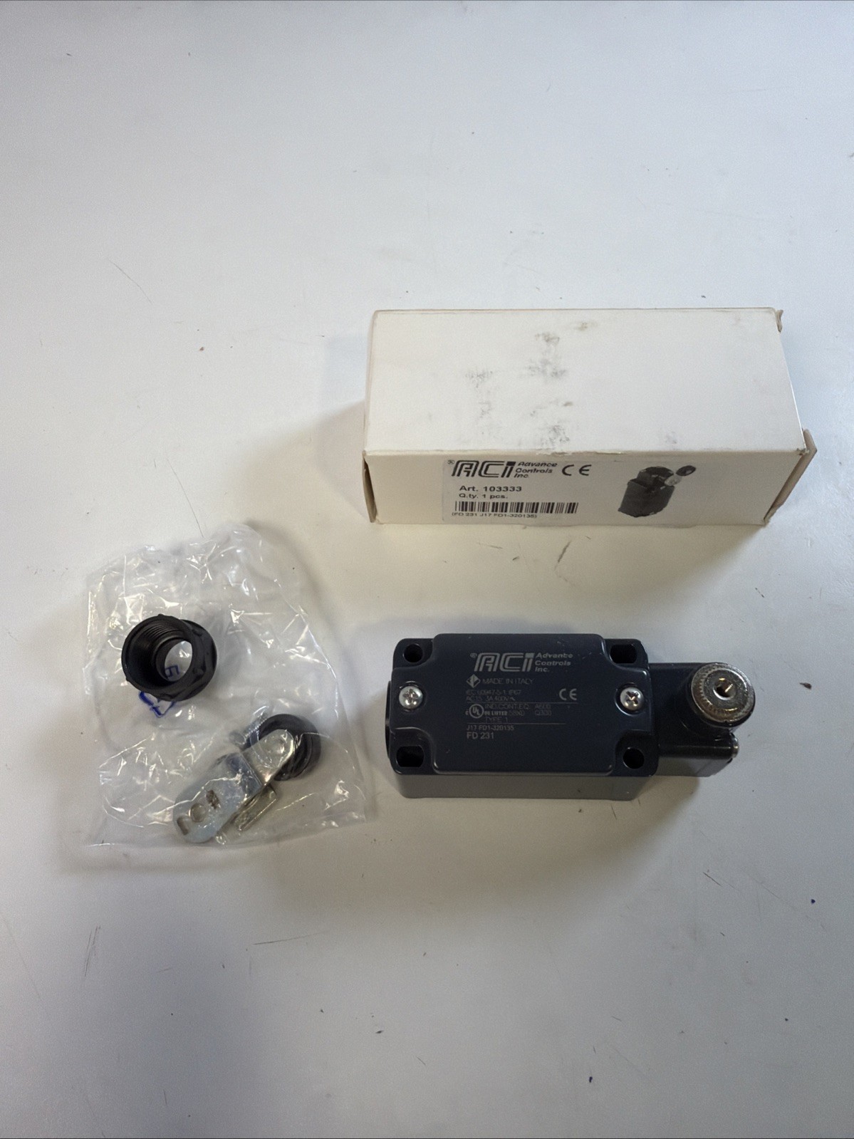 New ACI FD 231 Position Switch; 3A; 400V; Type 1; J17 FD1-320135