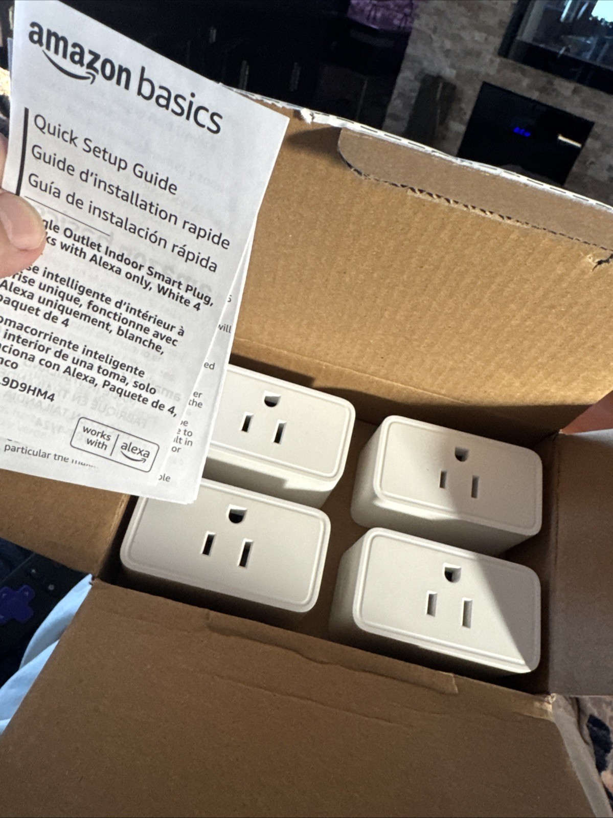Amazon Basics Single Outlet Indoor Smart Plug Works with Alexa White 4 Pack