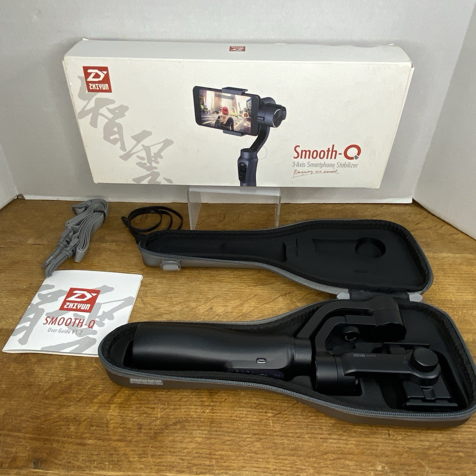 ZHIYUN Smooth-Q 3-Axis Handheld Gimbal Stabilizer for Smartphone with USB Cable