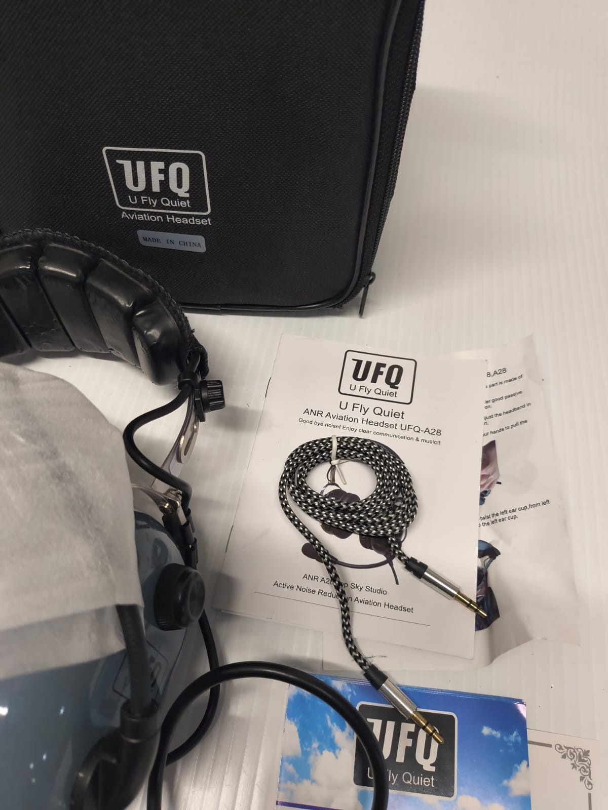 UFQ-A28 ANR Aviation Headset Pilot With Case/AC Adapter