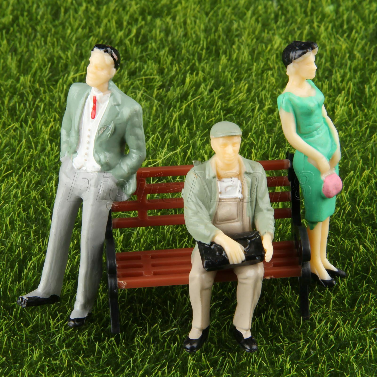 10pcs Plastic Park Plain People Model Train Scenery Layout Scale 1:30 Painted