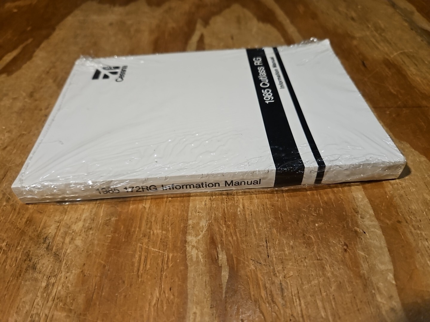 1985 Cutlass RG 172RG Information Manual