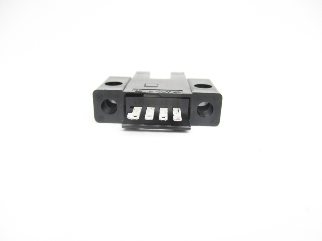 OMRON EE-SX670 NSNP
