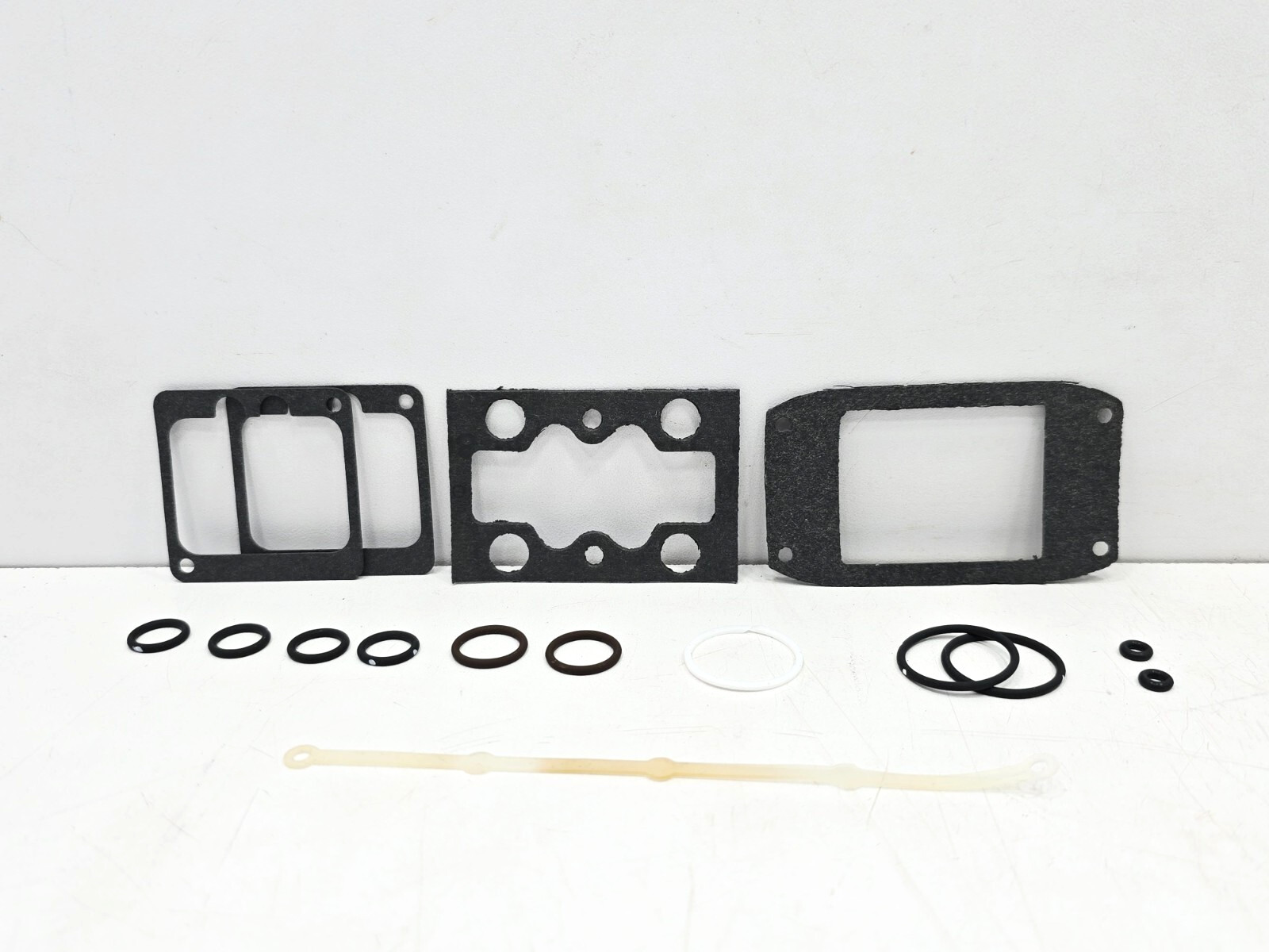920038 EATON VICKERS CORPORATION