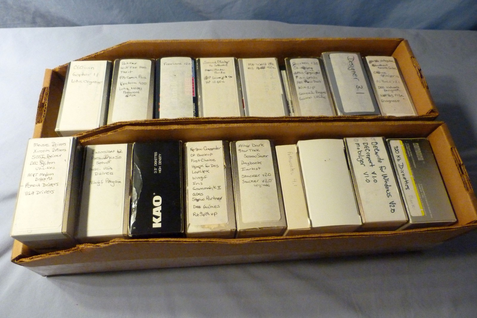 Big Lot of Old Software - 3.5" disks - mostly DOS & Windows 3.1 - Good Variety