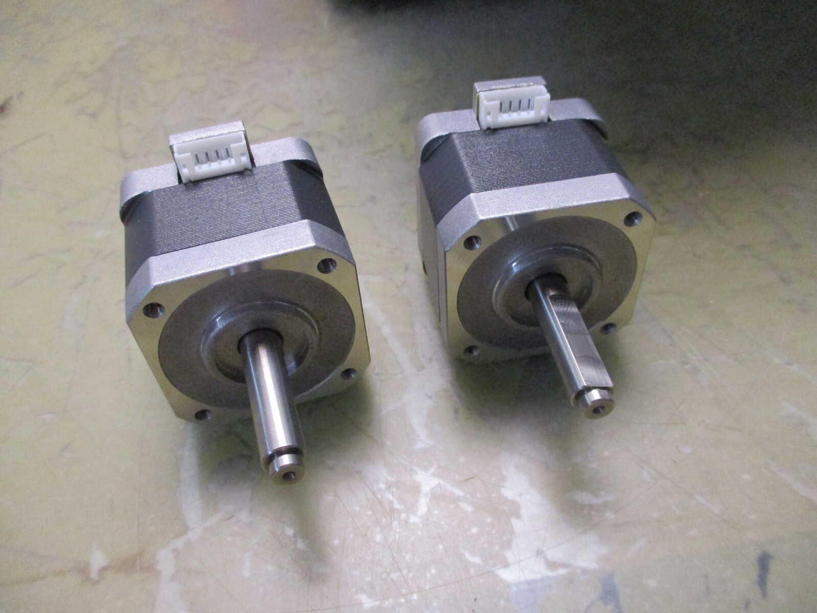 lot of 2x nidec kv4239 n2bx041 high speed torque stepper motors 1.8° [2*E-42.25]