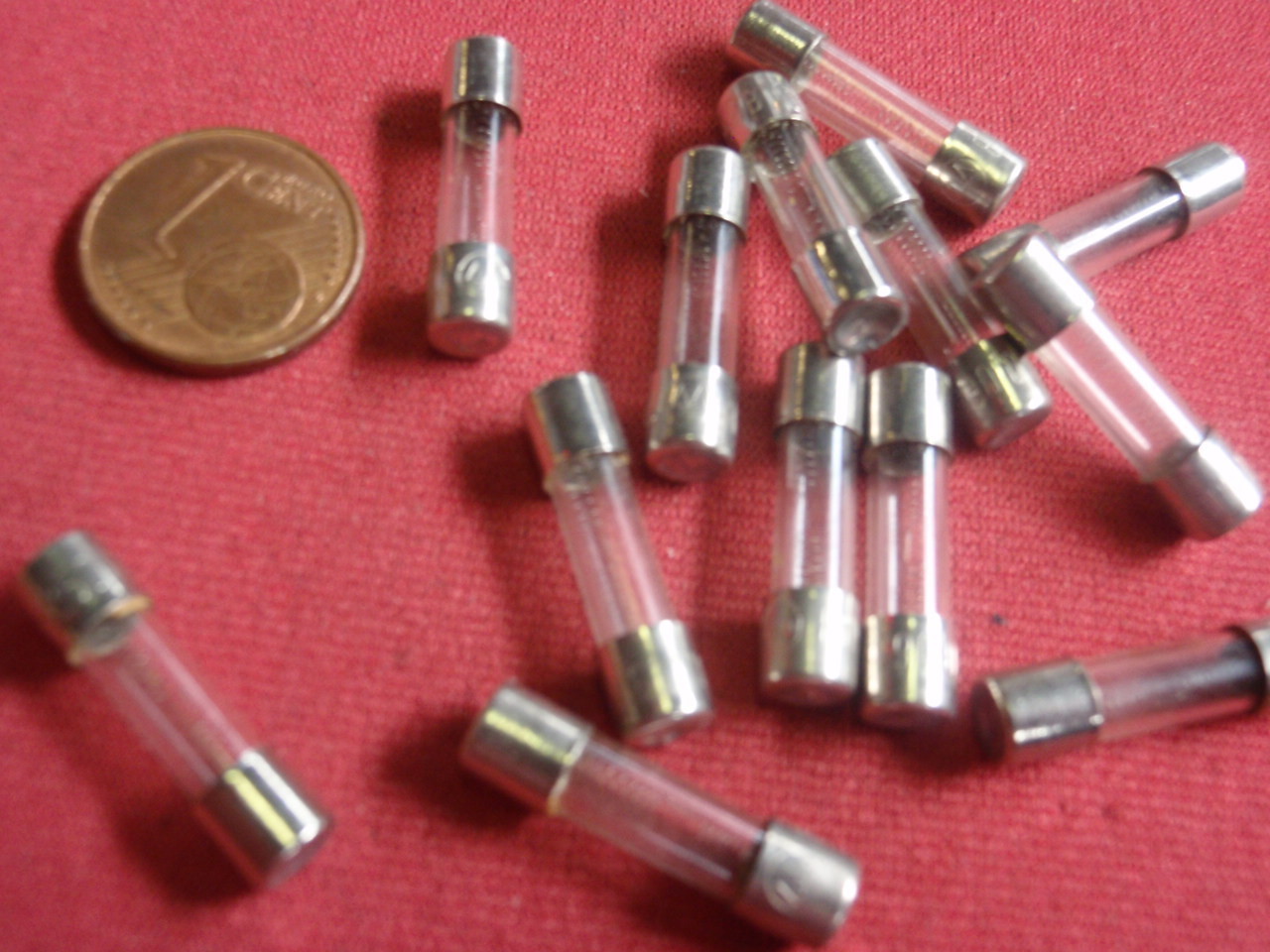 30x RARE FINE FUSE 0.2A = 200mA GLASS FUSE 5x20mm 24022-25