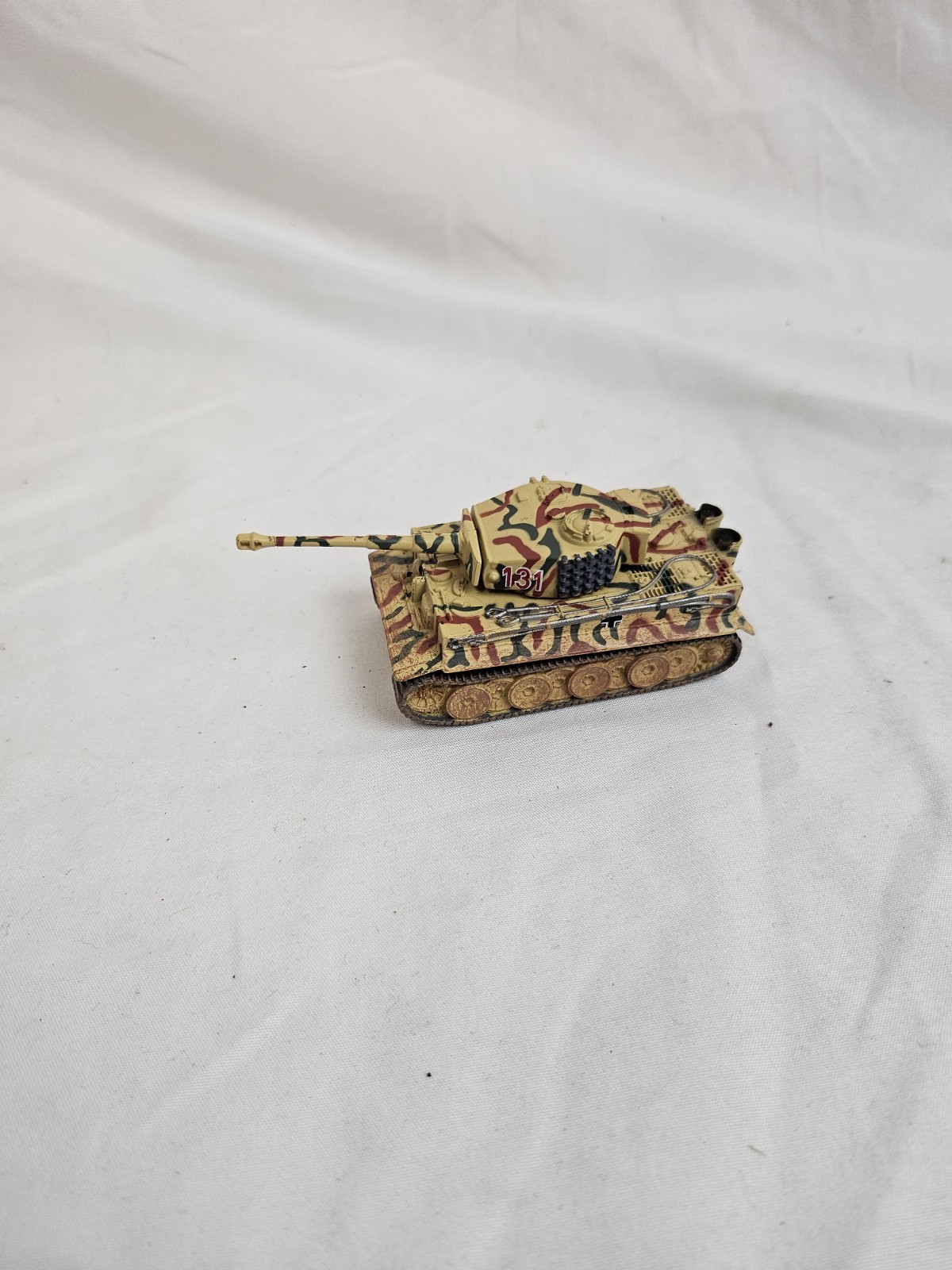 Corgi Tiger I Tank D-DAY OVERLORD GERMANY WW 2 FIGHT MACHINES