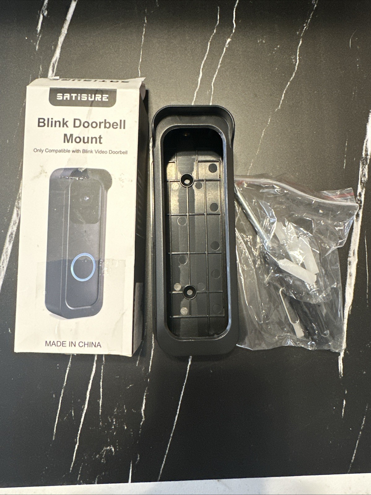 Satire Blink Doorbell Mount Black