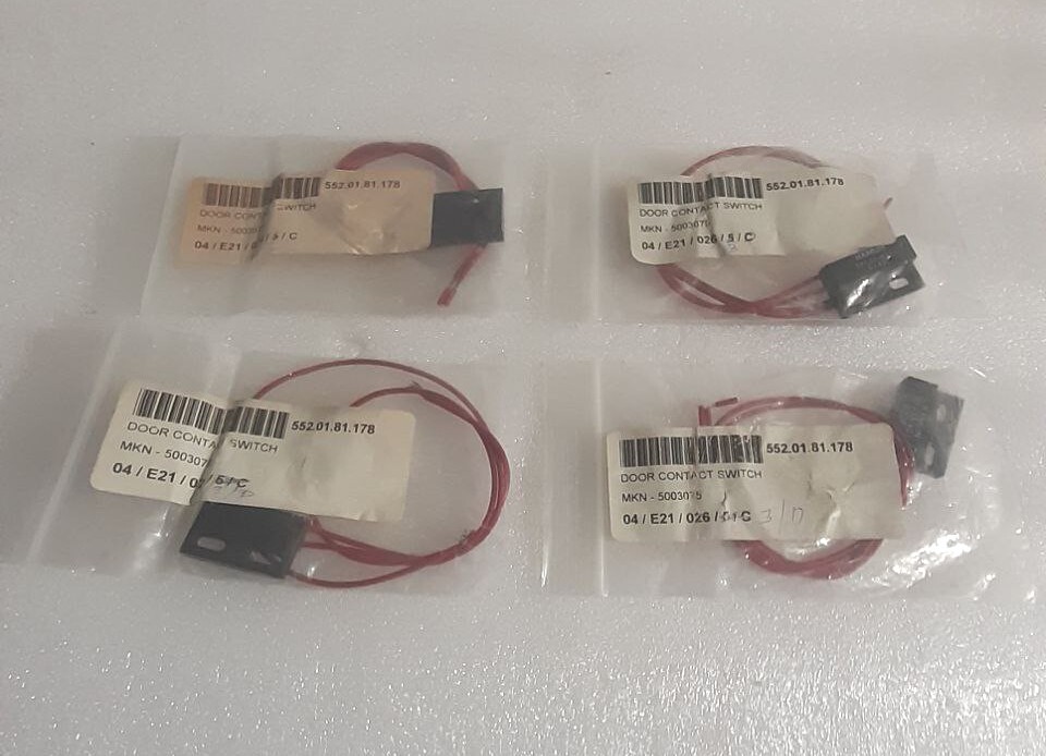 LOT OF 4 PCS MKN 5003075 DOOR CONTACT SWITCH NEW