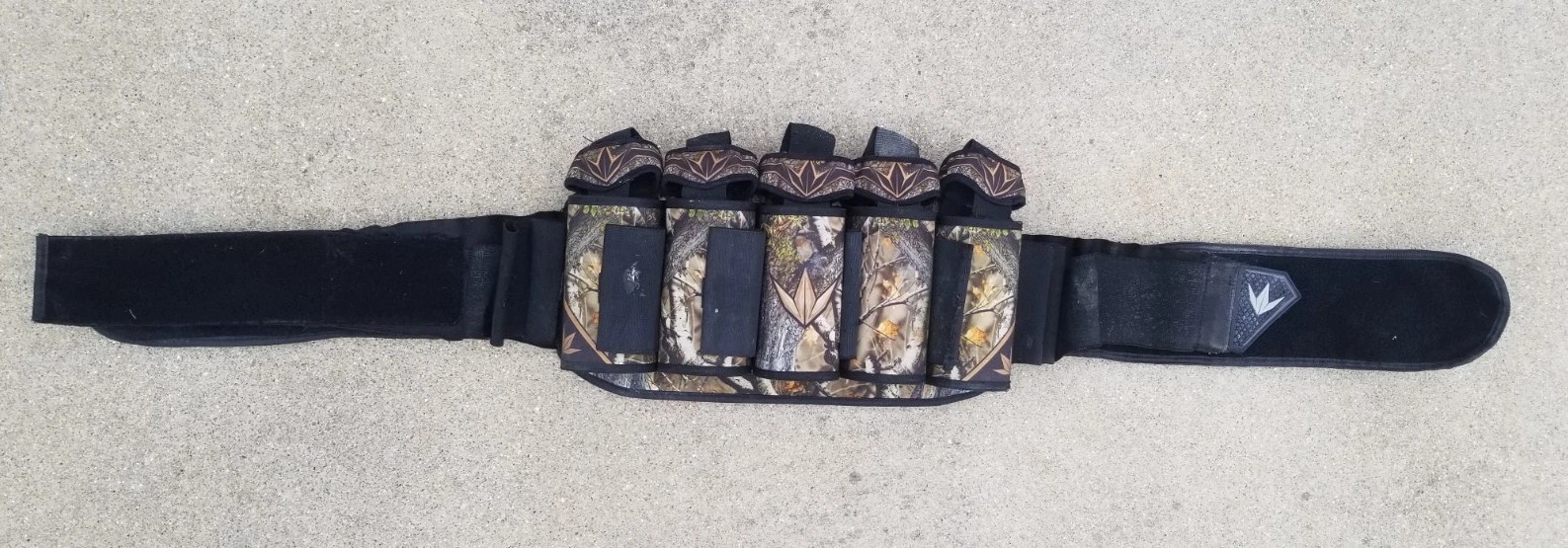 Bunkerkings Supreme Paintball Pod Harness Real tree Camo 5+8