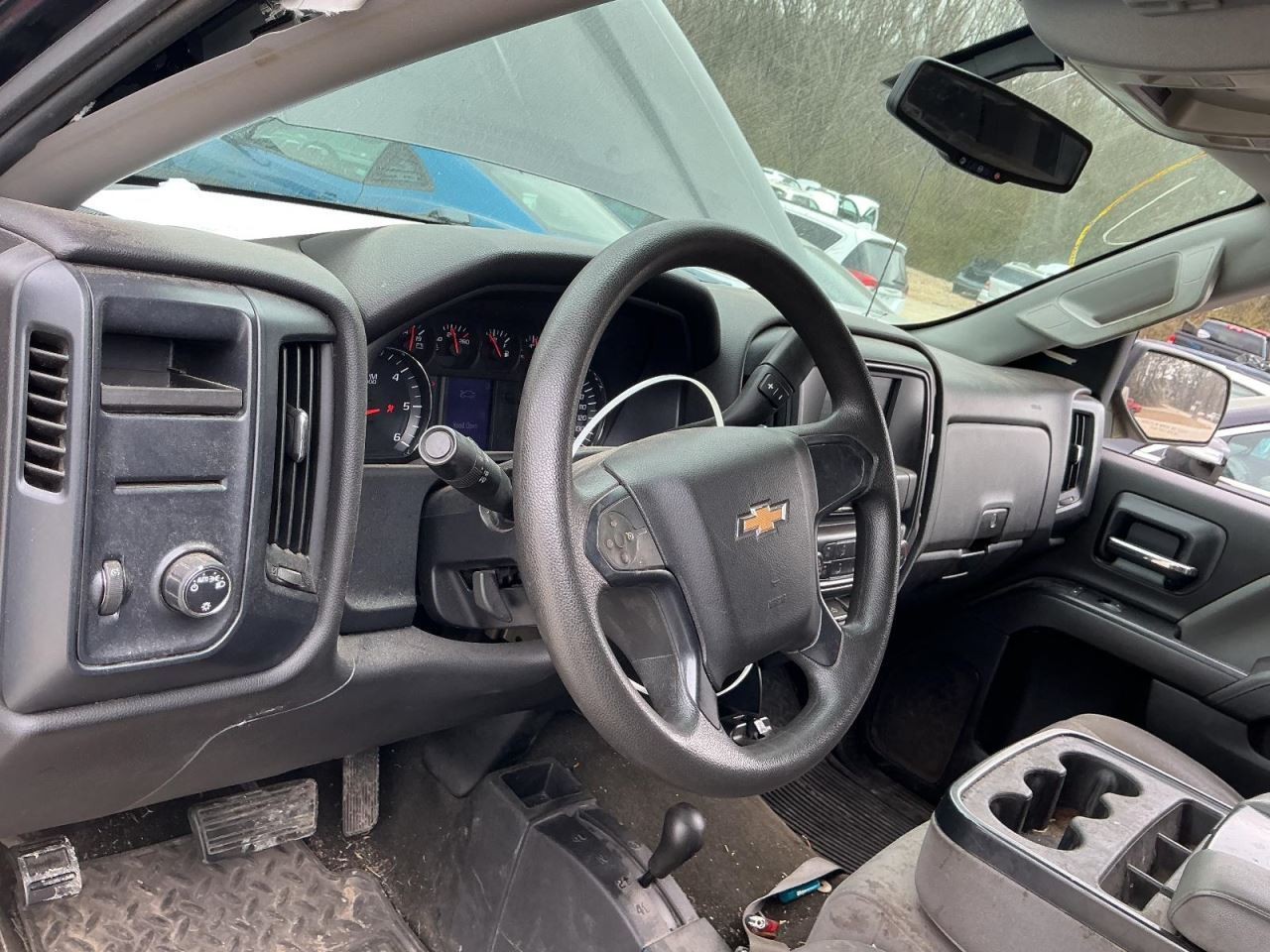 SILVRDO15 2016 Glove Box 4988911