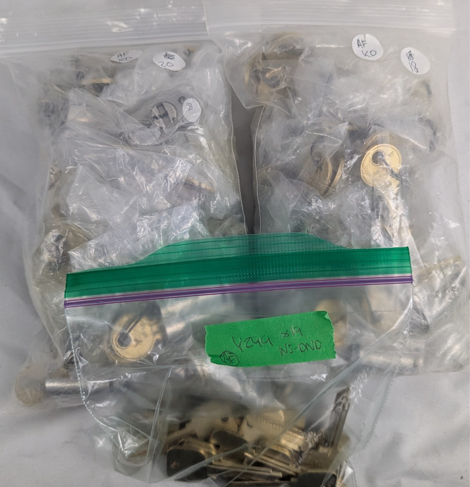 38 Yale VF Keyway KD Different LFIC Large Format Interchangeable Cylinder 2 keys
