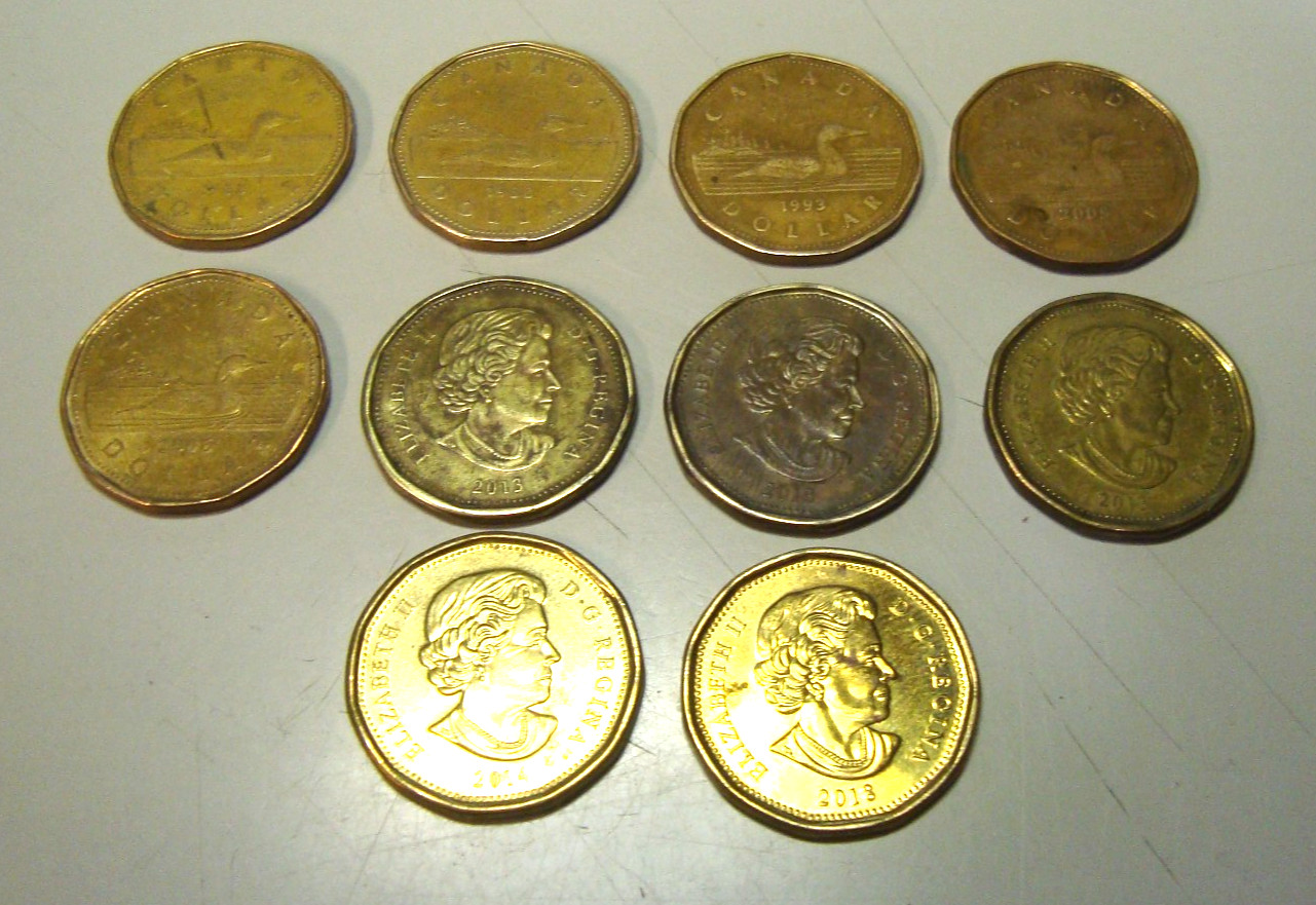 Lot of 10, Canadian $1 Circulated One Dollar Coins (866a)