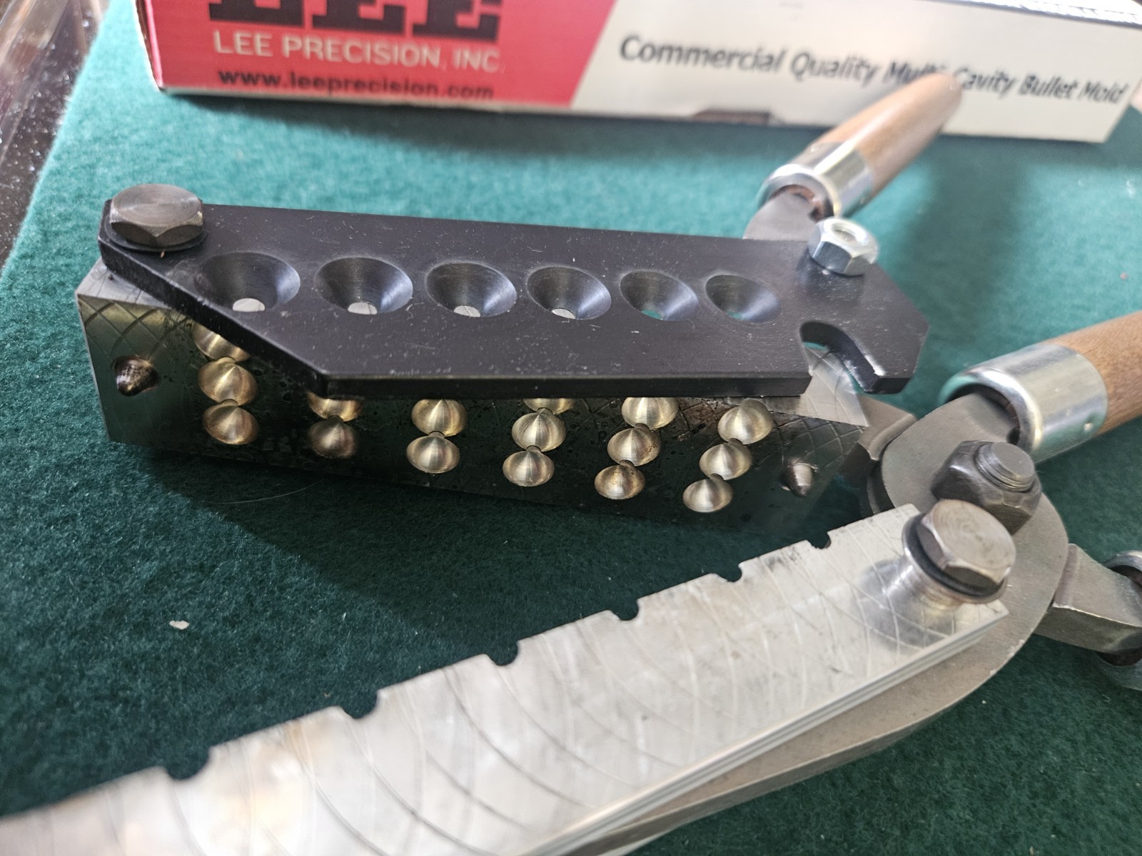 LEE LEAD MOLD 00 BUCK